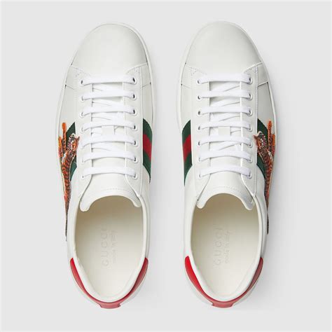 gucci shoes tiger gucci shoes on|Gucci tiger collection.